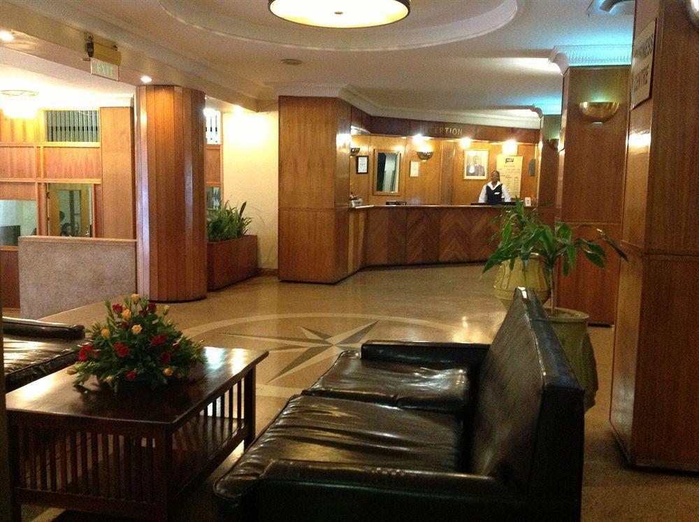 New Ambassador Hotel Harare Ngoại thất bức ảnh