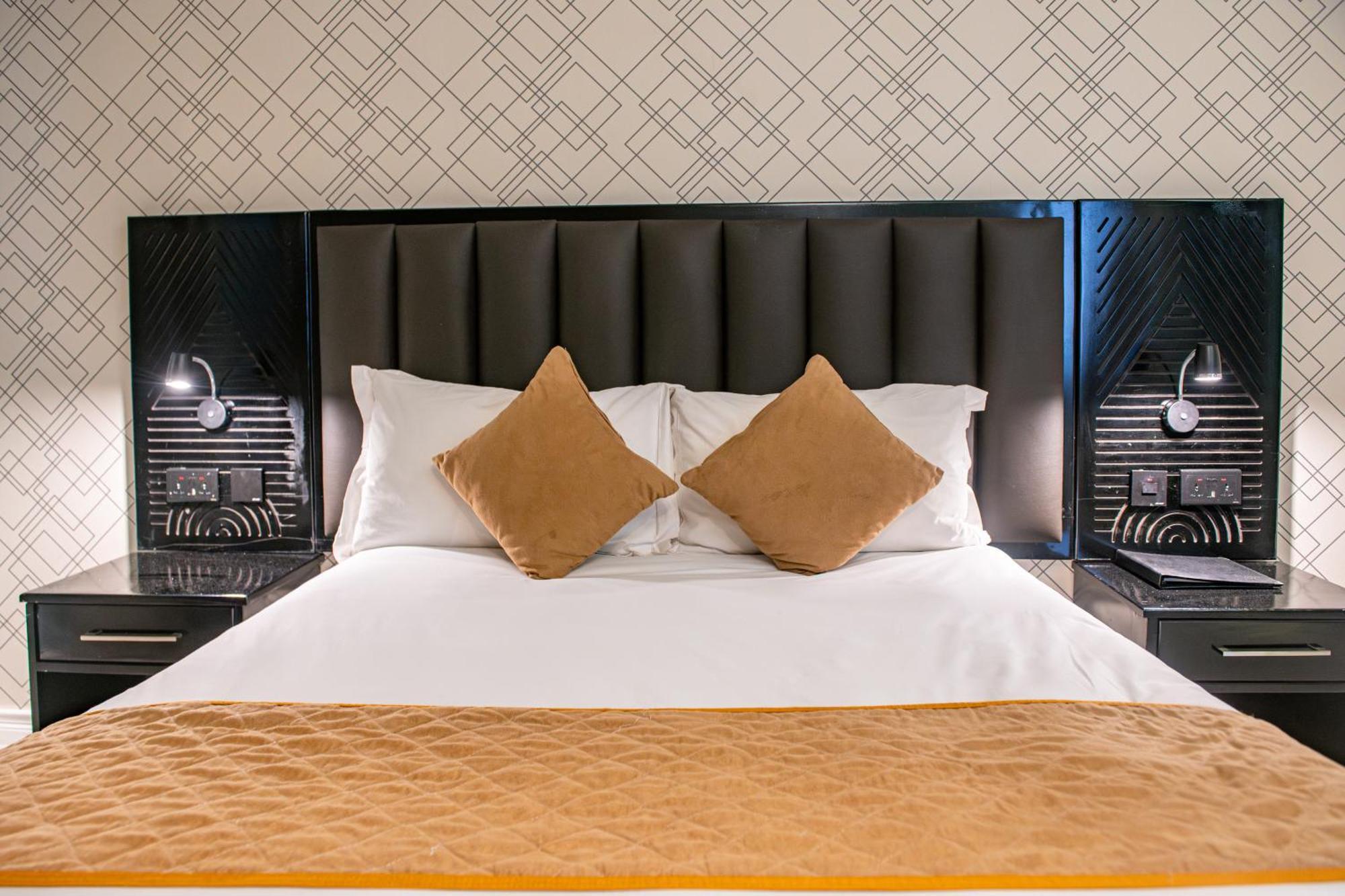 New Ambassador Hotel Harare Ngoại thất bức ảnh