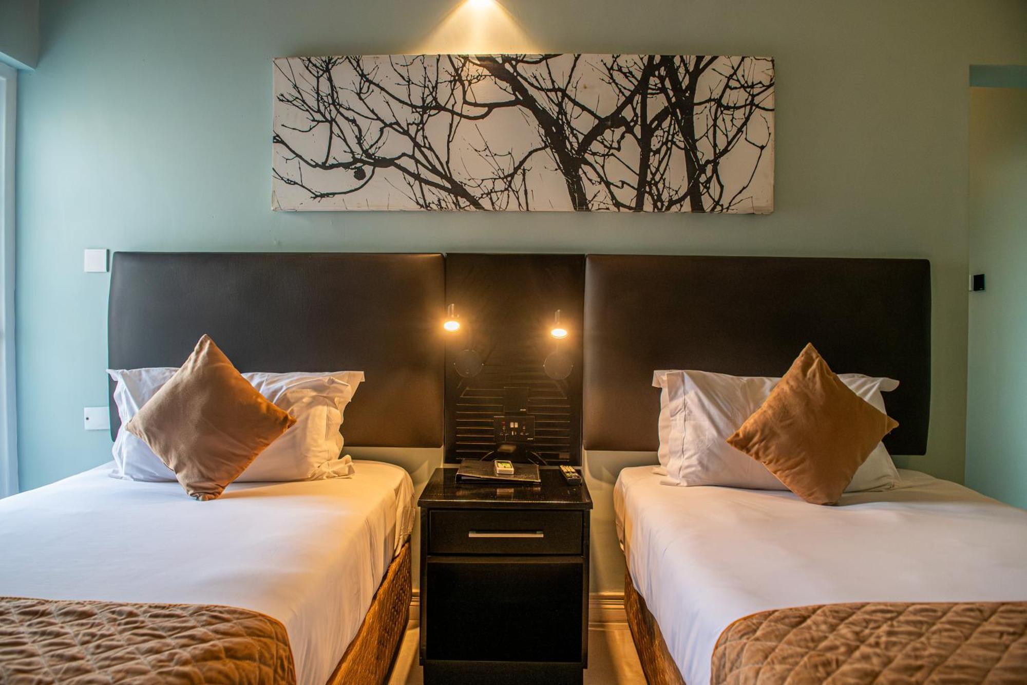 New Ambassador Hotel Harare Ngoại thất bức ảnh